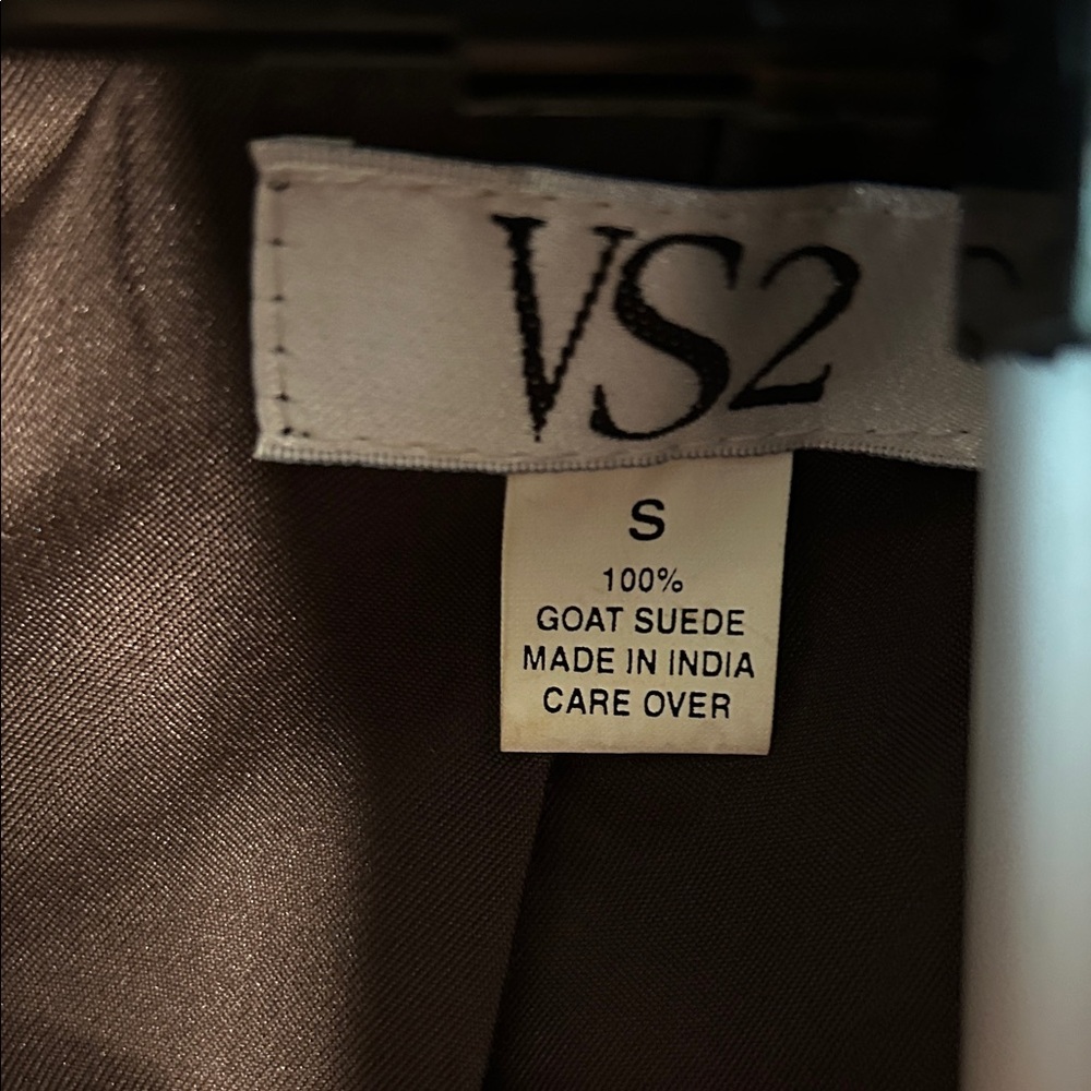Elegant Brown Ruffle Blazer - Picture 2 of 9